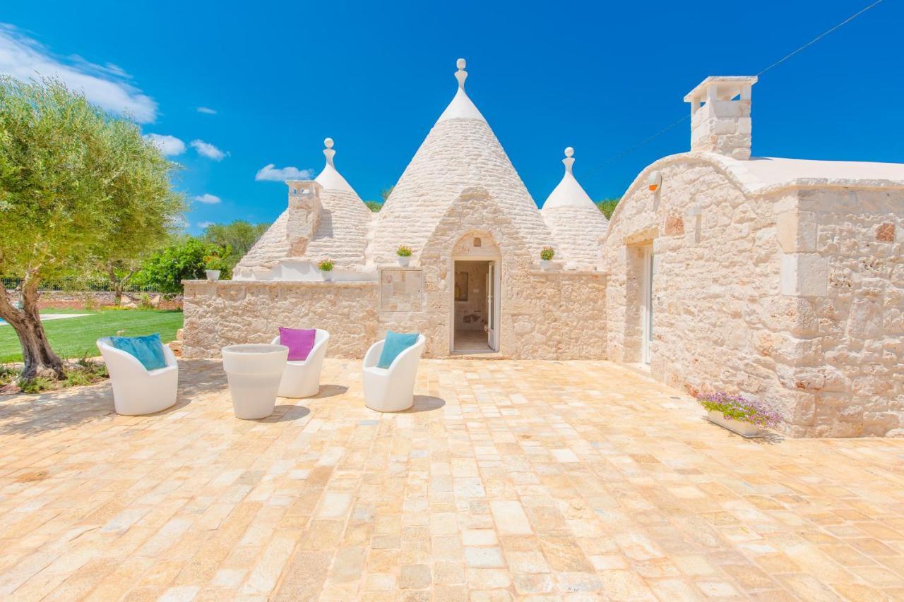فيلا Trullo Zese Con Piscina Privata سان ميكيلي سالنتينو المظهر الخارجي الصورة