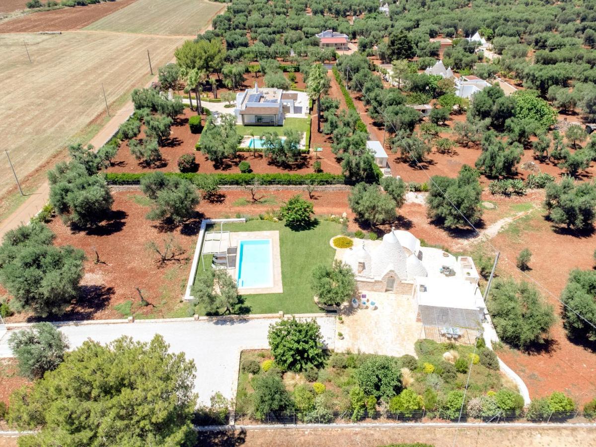 فيلا Trullo Zese Con Piscina Privata سان ميكيلي سالنتينو المظهر الخارجي الصورة