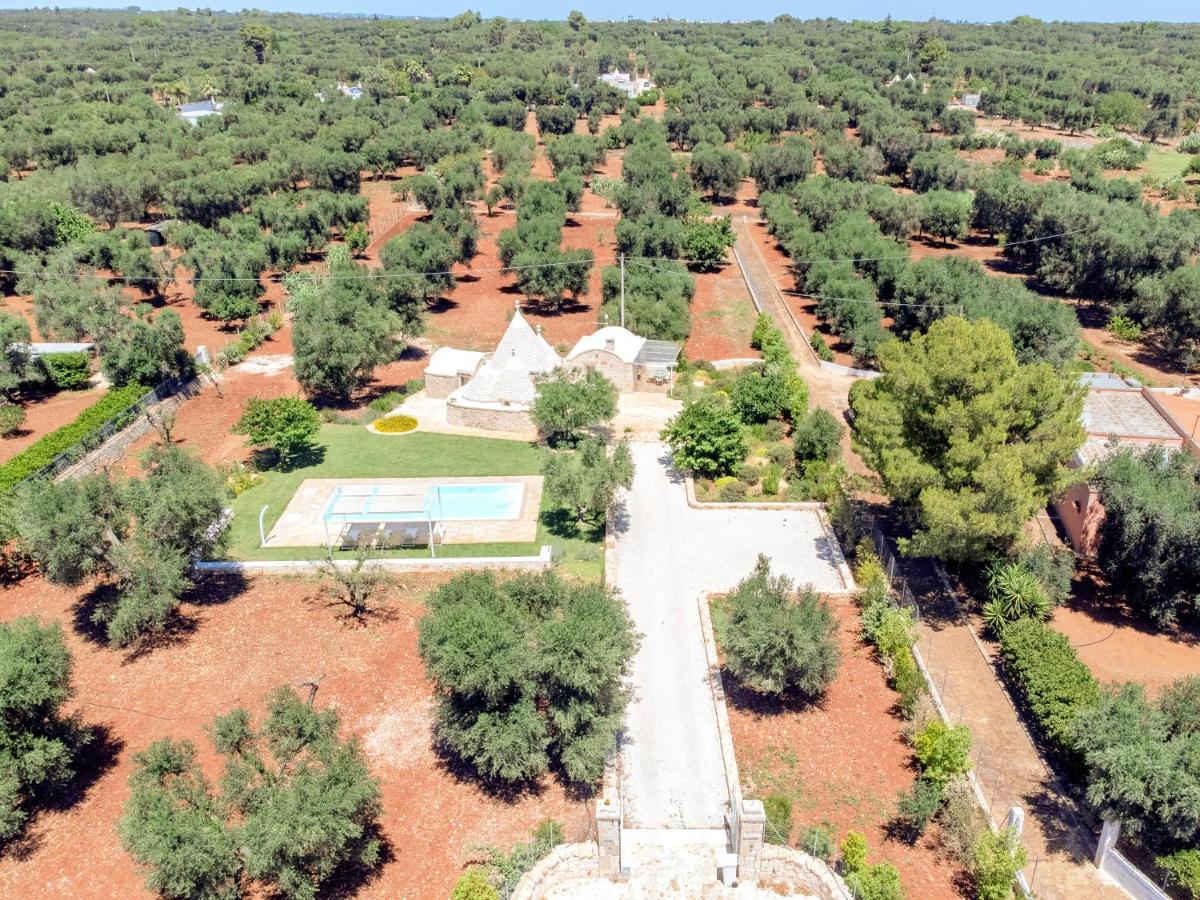 فيلا Trullo Zese Con Piscina Privata سان ميكيلي سالنتينو المظهر الخارجي الصورة