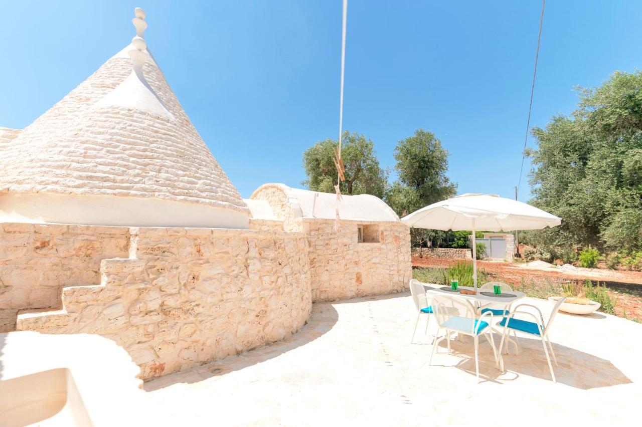 فيلا Trullo Zese Con Piscina Privata سان ميكيلي سالنتينو المظهر الخارجي الصورة
