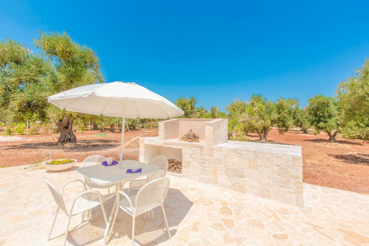 فيلا Trullo Zese Con Piscina Privata سان ميكيلي سالنتينو المظهر الخارجي الصورة