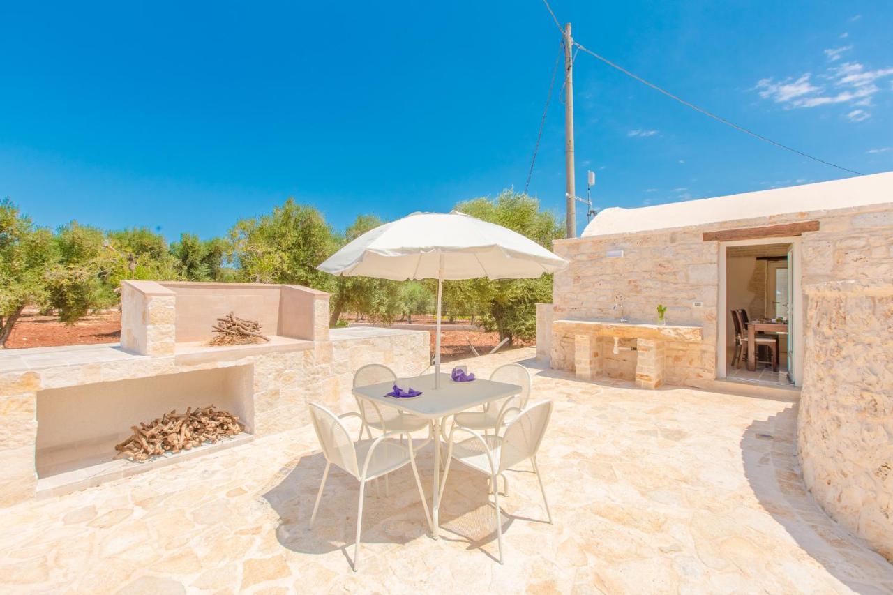 فيلا Trullo Zese Con Piscina Privata سان ميكيلي سالنتينو المظهر الخارجي الصورة