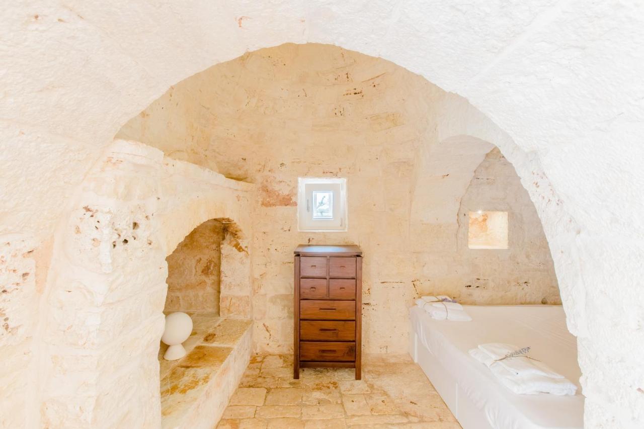 فيلا Trullo Zese Con Piscina Privata سان ميكيلي سالنتينو المظهر الخارجي الصورة
