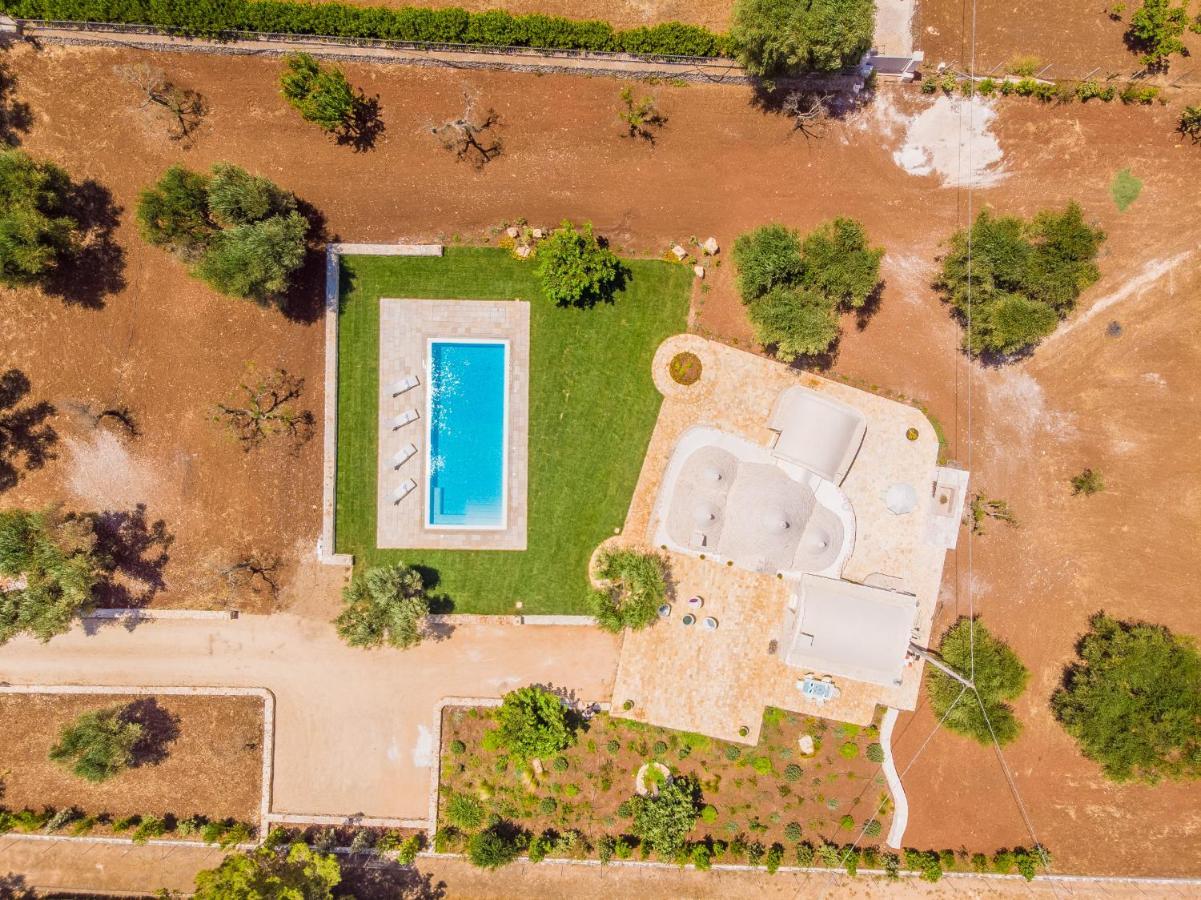 فيلا Trullo Zese Con Piscina Privata سان ميكيلي سالنتينو المظهر الخارجي الصورة